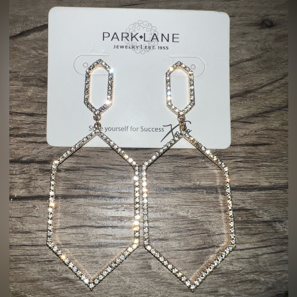 ☘️Park Lane Earrings